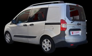 Ford Transit Courier 2016