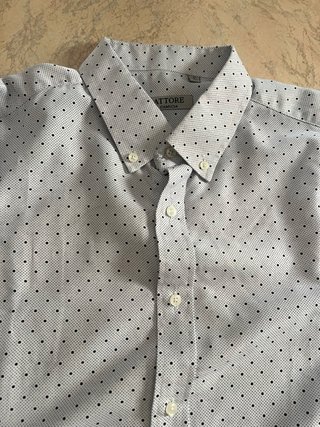Camicia a manica lunga elegante bianca con pois