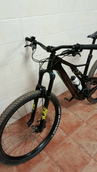 Ebike specialized turbo levo SL