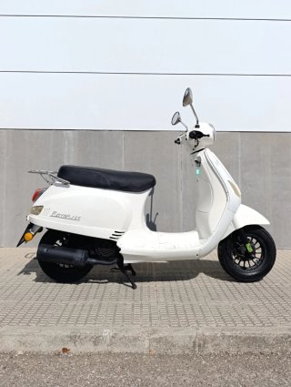 Riya Rome 125