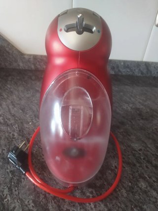 Cafetera Dolce Gusto Roja Krups