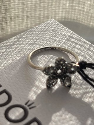 Anillo Pandora Demogorgon de Stranger Things