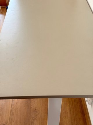 Escritorio elevable  Ikea Trotten 120x70 Beige