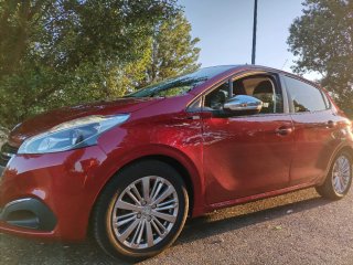 Peugeot 208 2017