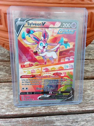 Carta Pokémon Sylveon V 184/203