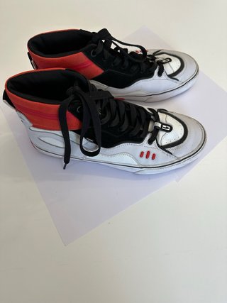 Globe dimension blanco con rojo