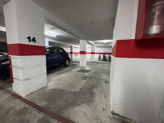 Garaje en alquiler en Ciudad Jardín - Zoco en Córdoba