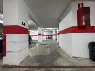 Garaje en alquiler en Ciudad Jardín - Zoco en Córdoba