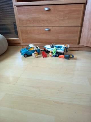 Coche y lancha Playmobil