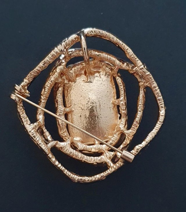 Broche y colgante "Cristal rojo"
