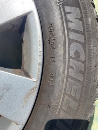 Llanta R16 VAG 205/55