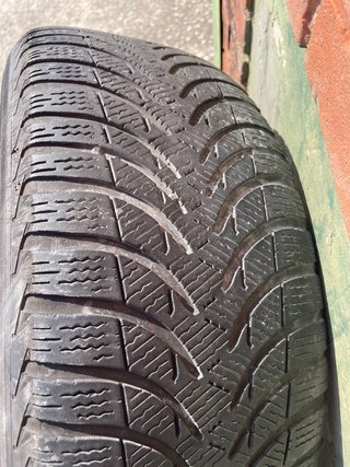 Llanta R16 VAG 205/55