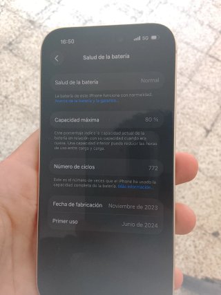 iPhone 15 como nuevo