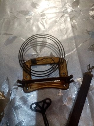 Maquinaria de reloj antiguo