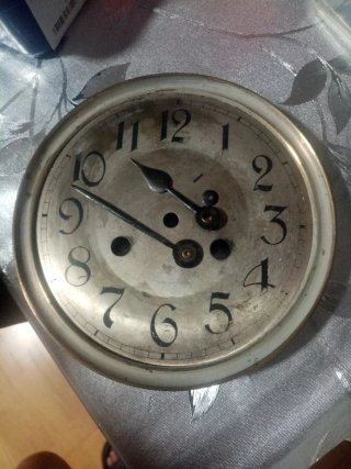 Maquinaria de reloj antiguo