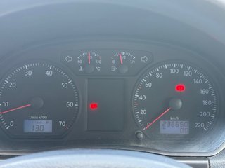 Volkswagen Polo 5P 2006 SportLine 1.6i 105CV “C”