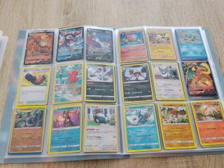 Álbum Pokémon Oficial Sword & Shield Brilliant
