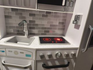 Cocinita de madera para niños