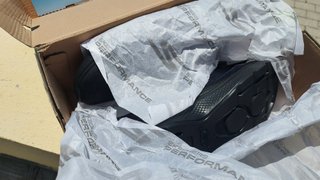 Sketchers novas e com etiqueta 40 para mulher