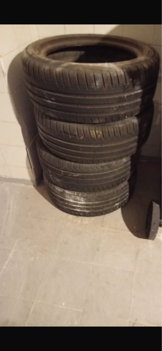 Neumáticos de coche  150/50/15 michelin