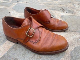 Zapatos de cuero marrón