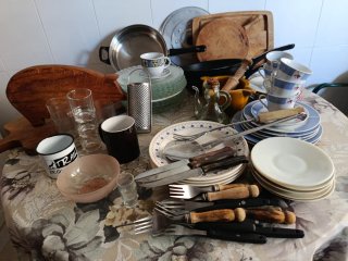 Lote Cocina: Platos, Tazas, Sartenes, Vasos