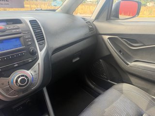 Hyundai ix20 2011 solo 150.000 km pegatina C 106€M