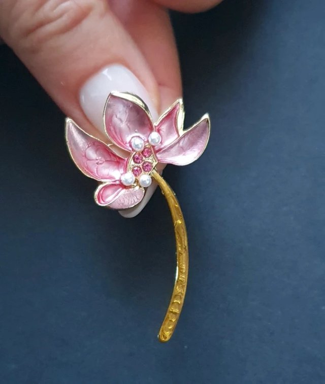 Broche Orquídea Rosa y Dorada