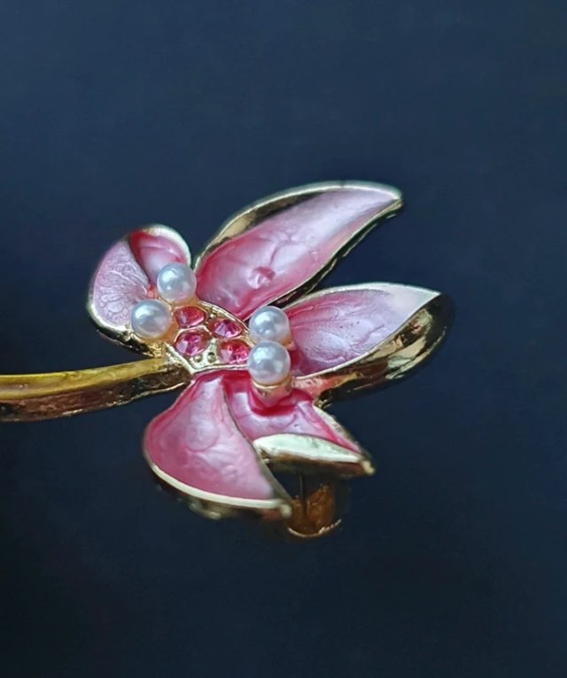 Broche Orquídea Rosa y Dorada