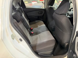 Toyota Yaris 2015 1.5 Active Hibrid