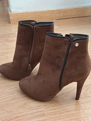 Zapatos de tacón naranjas talla 39