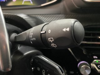 Peugeot 208 Allure Hybrid 1.2 110CV eDCS6 MHEV !!!