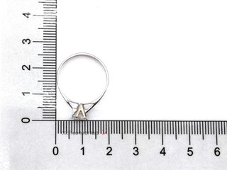 anillo oro 18k con piedra con circonita