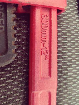 Llaves grifa 12" (2x10€)