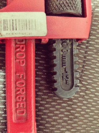 Llaves grifa 12" (2x10€)