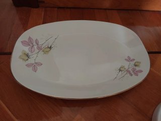 Bandeja porcelana dorada flores