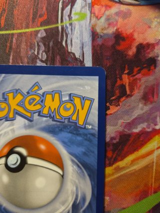 Giratina V ASTRO Carta Pokémon