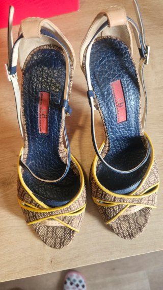 Sandalias Carolina Herrera talla 37