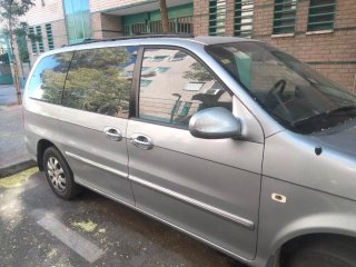 KIA Carnival 2005
