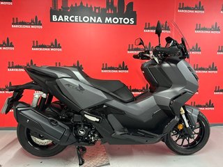 HONDA ADV 350 DEL AÑO 2023 !!! IMPECABLE ESTADO !!