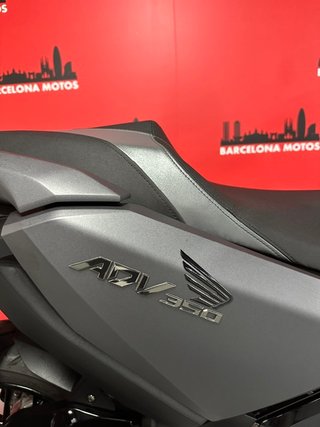 HONDA ADV 350 DEL AÑO 2023 !!! IMPECABLE ESTADO !!