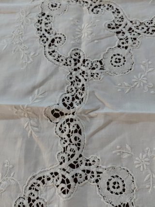 Tovaglietta Cantù a mano cm85x85