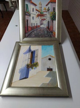 Pareja de cuadros pintados