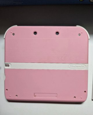 Nintendo 2DS Rosa Tomodachi Life