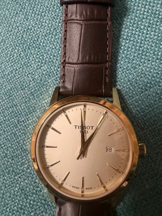 Reloj Tissot Dorado y Negro