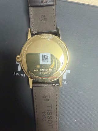 Reloj Tissot Dorado y Negro