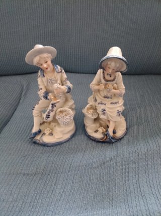 Figuras de porcelana azul y blanco
