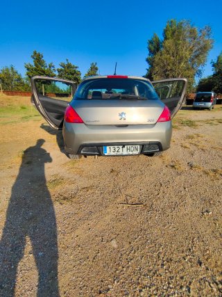Peugeot 308 2011