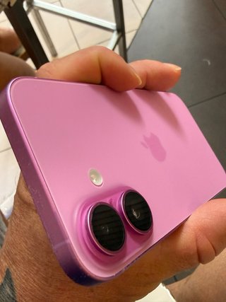iPhone 16 de 128GB Rosa impecable