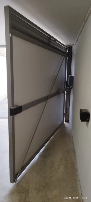 Puerta/ portón/cancela de garaje 275x224cm